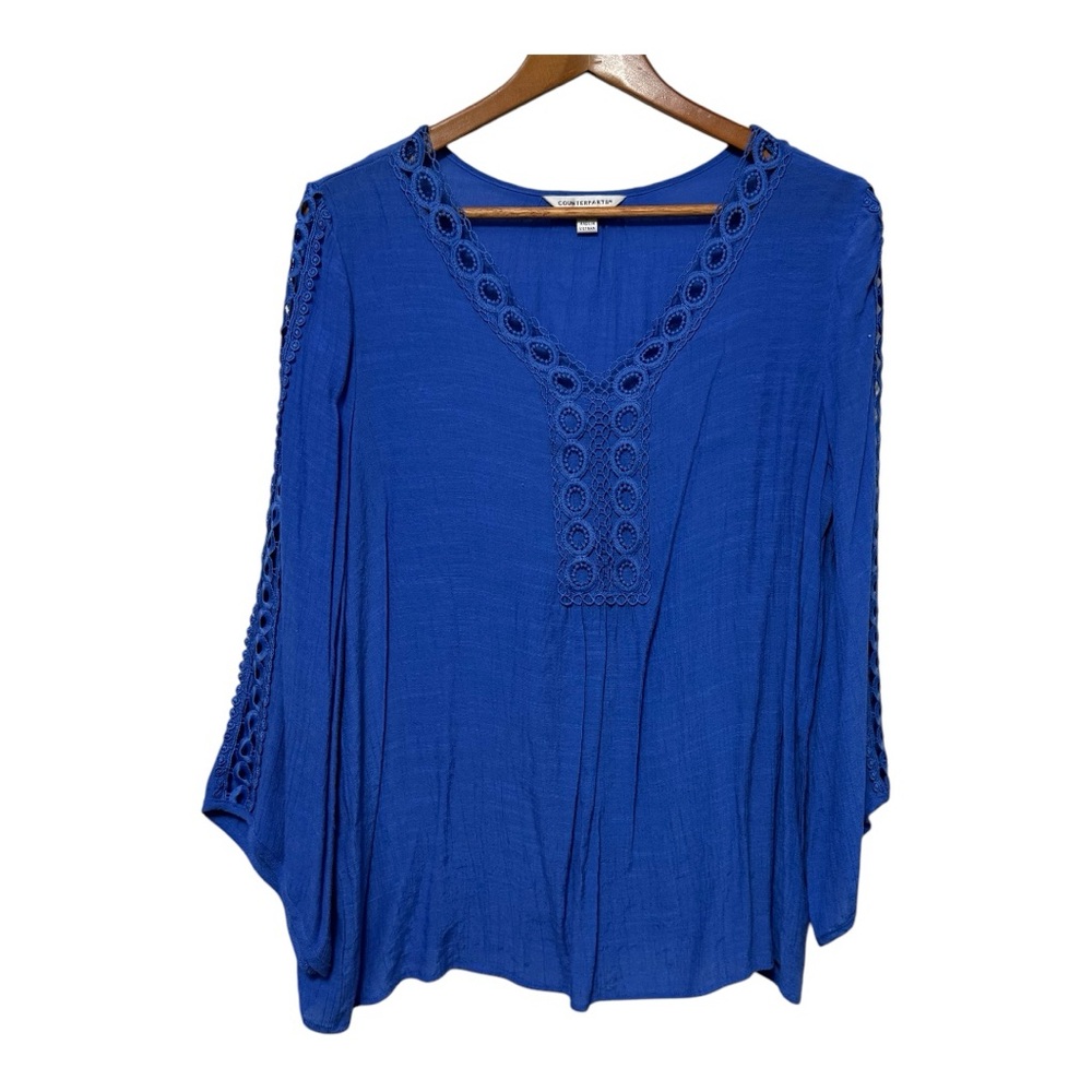 Counterparts Cobalt Blue Lace V-Neck Long Bell Sleeve Crepe Blouse Women’s Large
